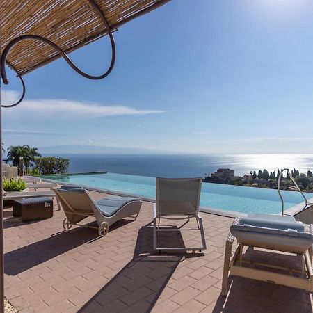 Vila Taormina Skyline Exteriér fotografie