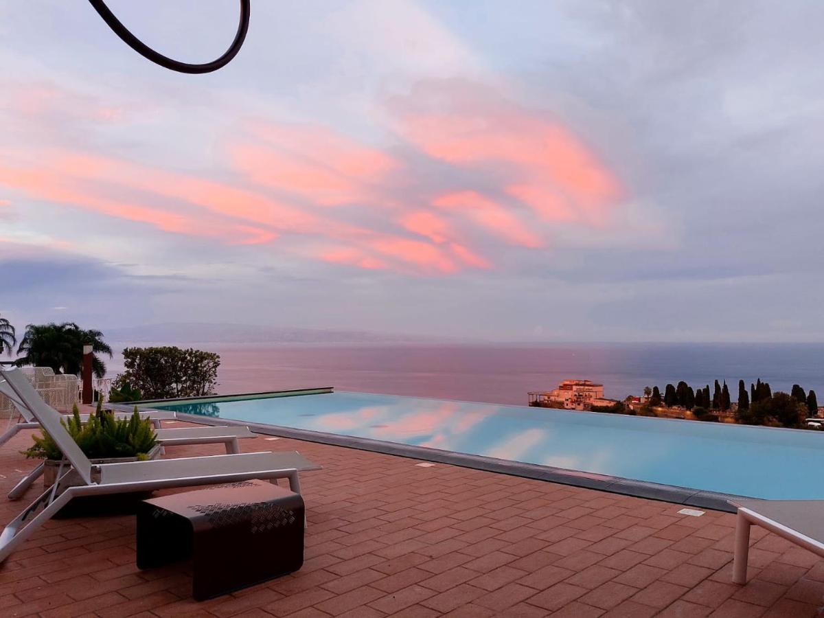 Vila Taormina Skyline Exteriér fotografie