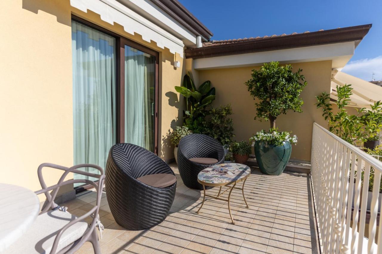 Vila Taormina Skyline Exteriér fotografie
